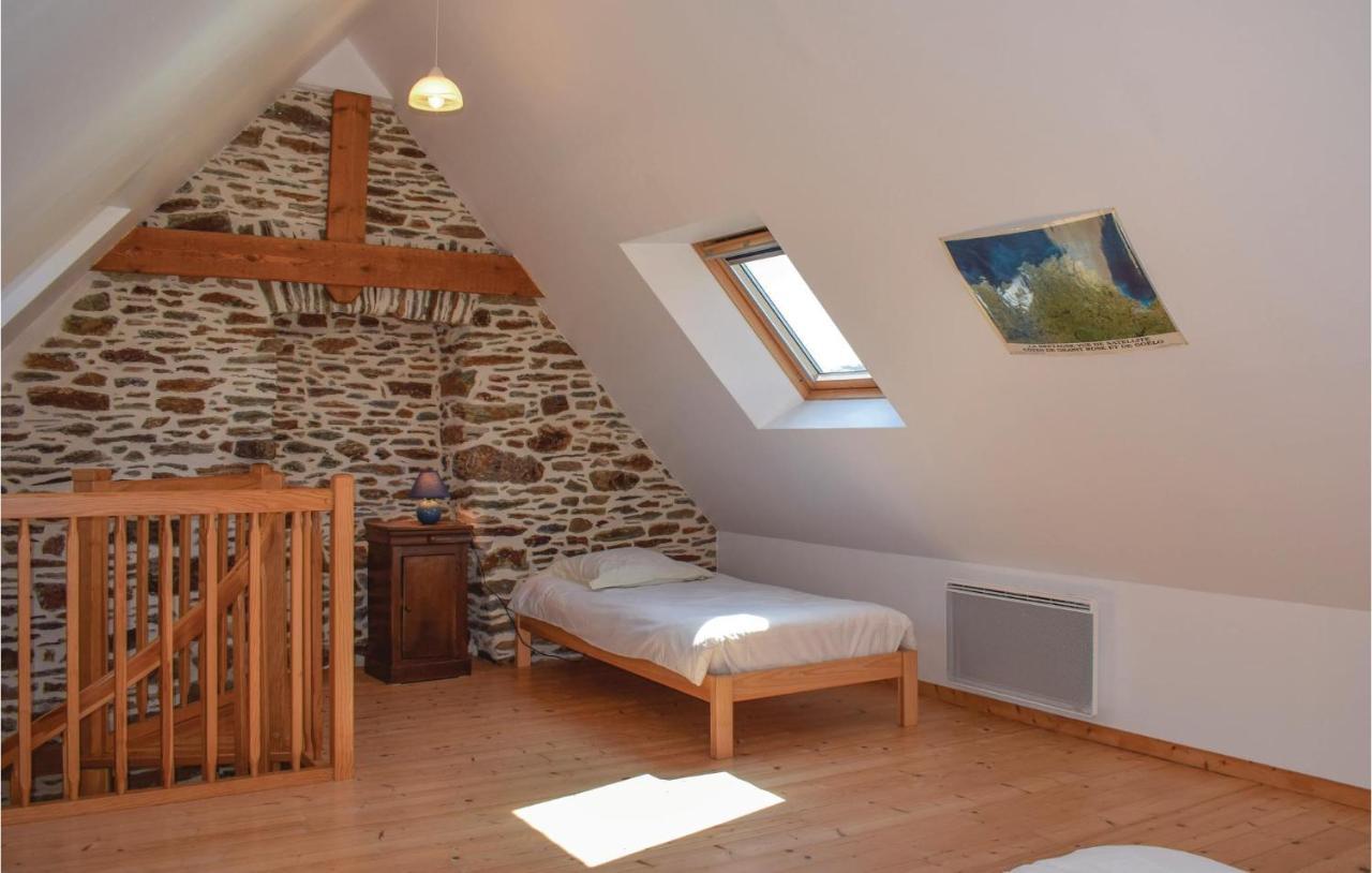 1 Bedroom Nice Home In Minihy Treguier Eksteriør bilde